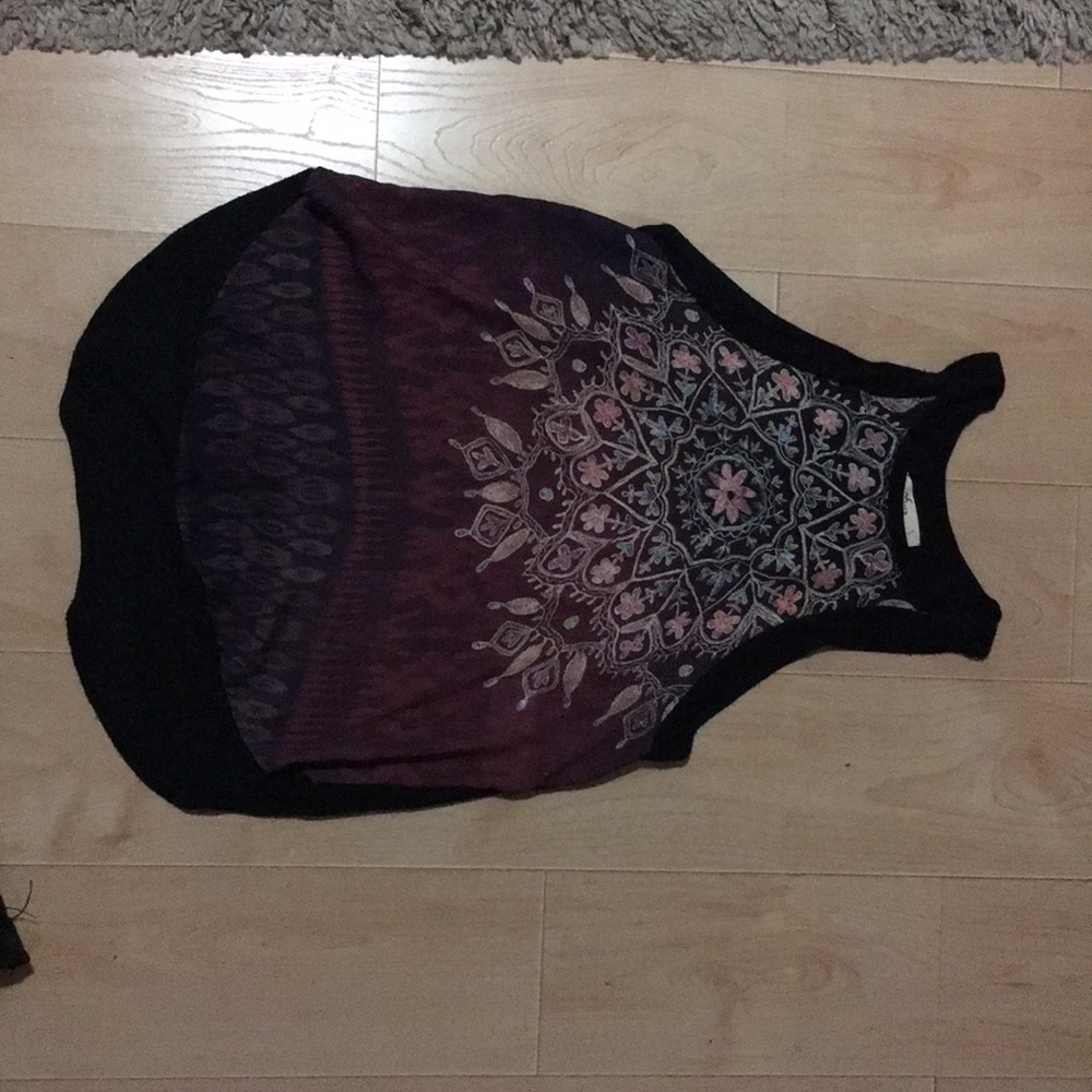 Sleeveless blouse